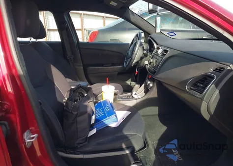 2013 Chrysler 200 Touring from USA, damaged, VIN 1C3CCBBB3DN595650